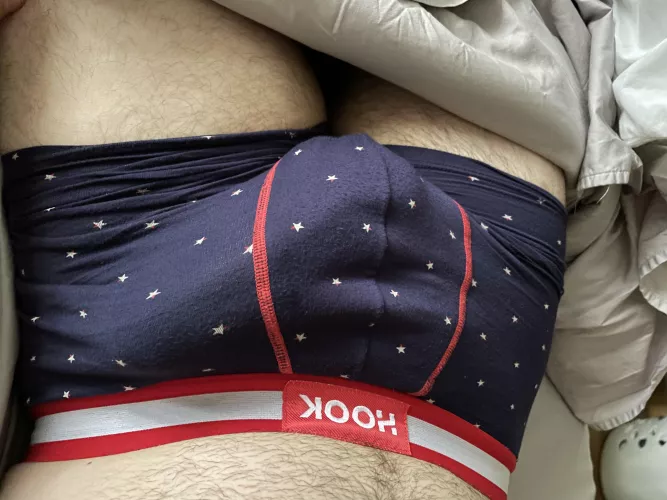 Morning outline by sloppy_scnds