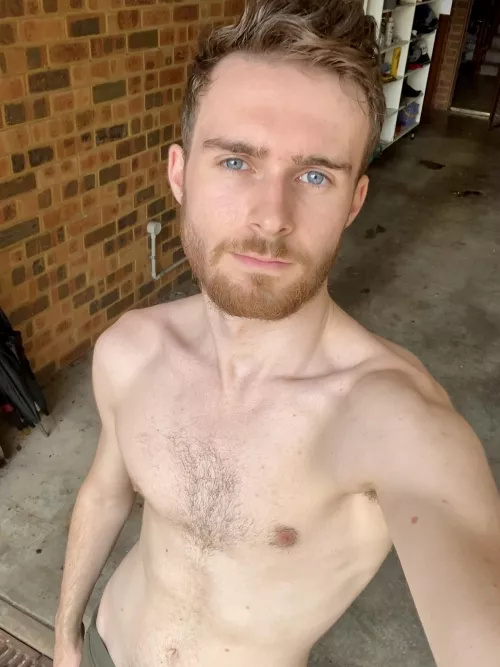 Morning pump by Trashyslot