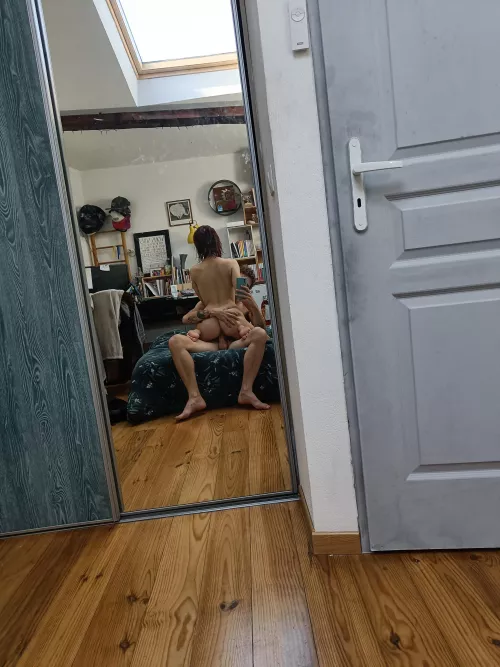 Morning routine [f24 m26] by mousqueton28