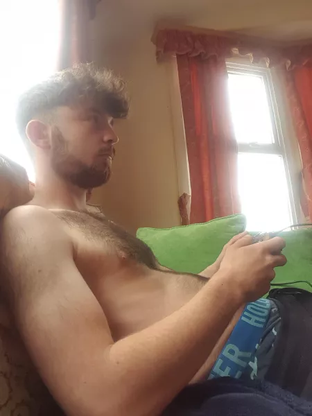 Morning selfie playing Xbox, who wants to join me 😋 by Hornyblair2001