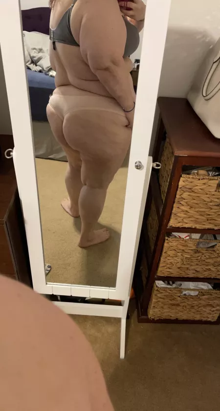 Morning snaps before work by Weedandco0kies