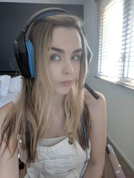 Morning Stream (LIC) by impulsive303