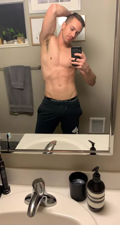 Morning stretch. by danielkenton1986