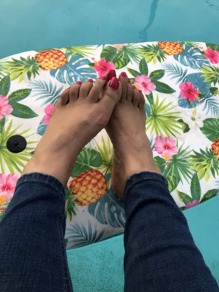 Morning toe lover by jaylove3