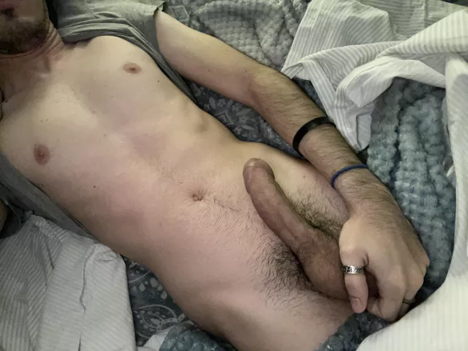 Morning wood🙄 by maskedmiamimax