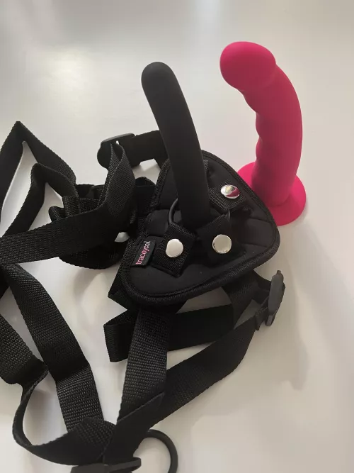 Most people discuss work over their morning coffee. We are discussing what one to try first Saturday by chastlock