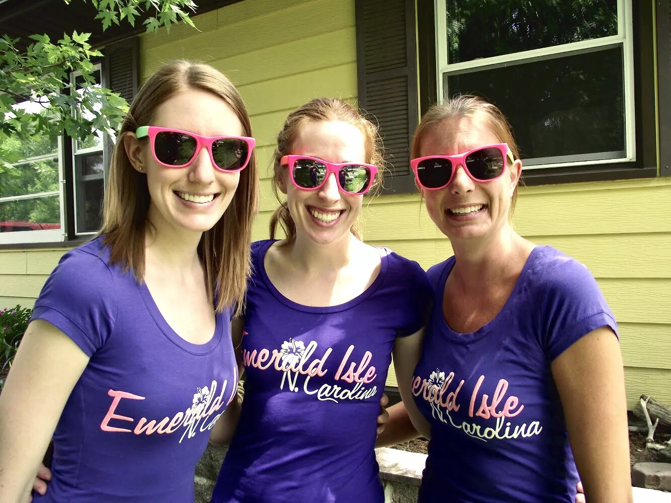 Mother and Daughters posted by MissScarletPassmore