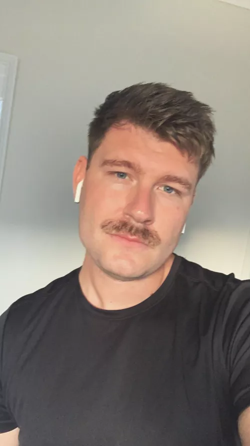 Mo-time 👨🏻 by beachinjake