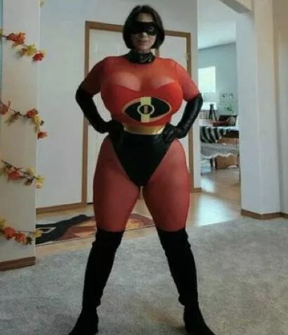 Mrs. Incredible! posted by downtothenutts