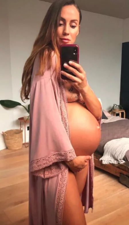 Msg me on here if you want to talk ;) by Fit-Cheek3998