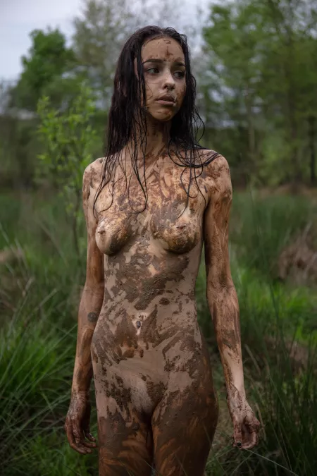 Mud shoot with Anna!. by zelmeh0