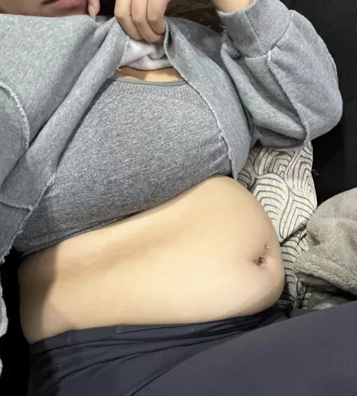 Muffin top queen at your service 🥰 by azn_mami