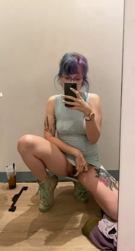 Mum needed a moment by vheidiv