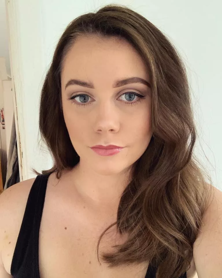 Mum of 2 🙌🏻 posted by Ok_Jeweler3552