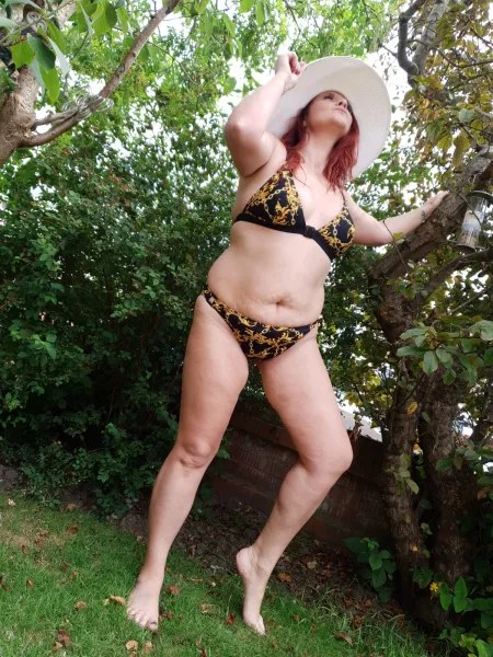 mummy tummy pride.... by panandbell