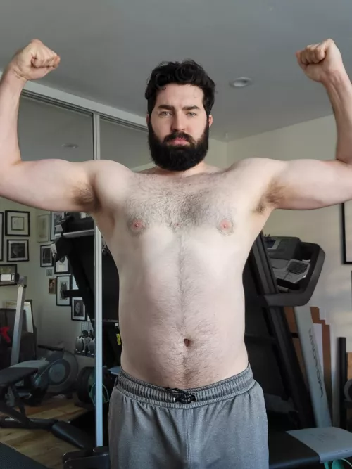 Muscle bear vibes? by KingRatBukowski