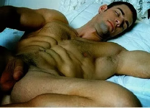 Muscle man sleeping posted by menareamazing