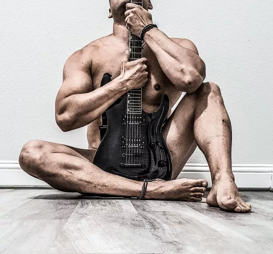 Music is the key to the soul 🤟 by _TheLostBoy_