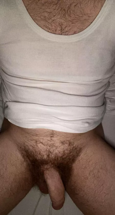 Musky after a hard day at work by swaenrich