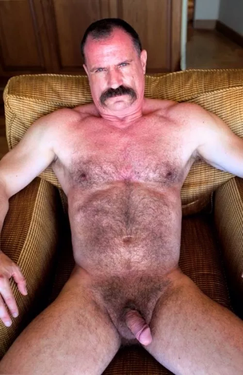 mustache by peludoporfavor