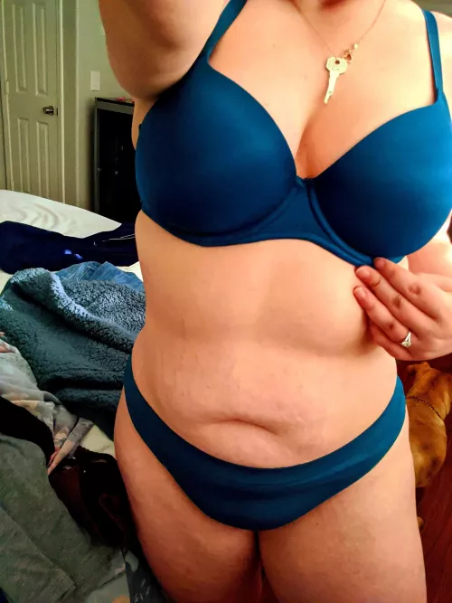 My 28 year old busty pawg hotwife would like to play, who's in? by RightMeowMeowMeowMix