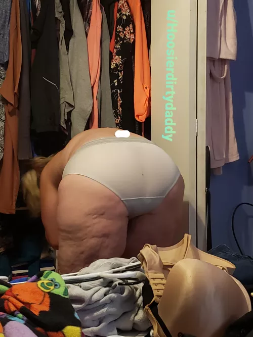 My 50yr old wife by Hoosierdirtydaddy