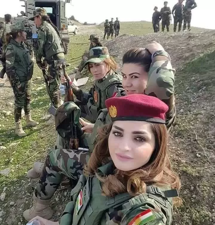 My adorable lil body 🥰 posted by hellojon