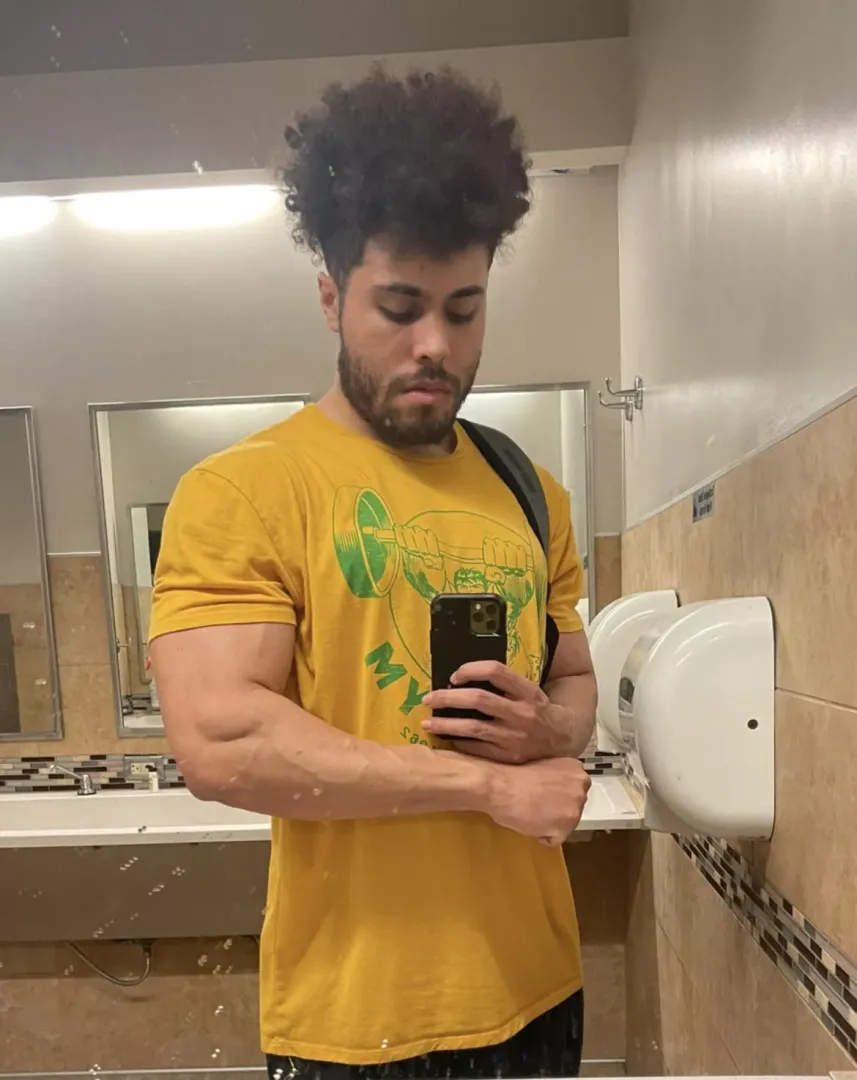 my arms are my favorite body part posted by novagains