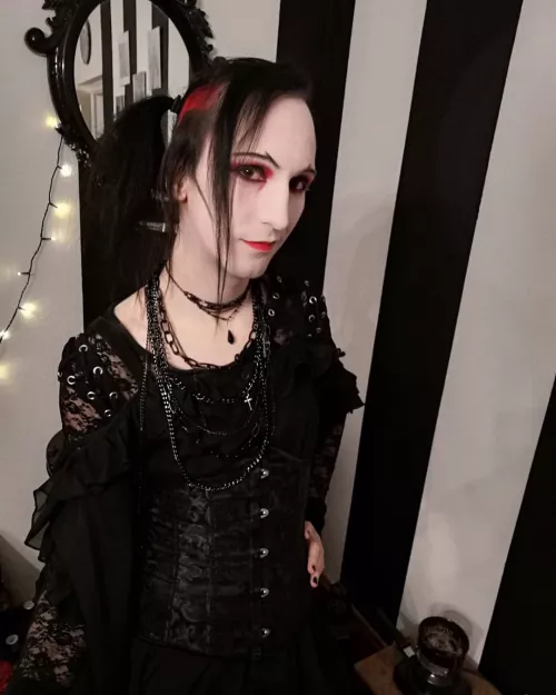 my attempt in lolita fashion by Lumindelunar