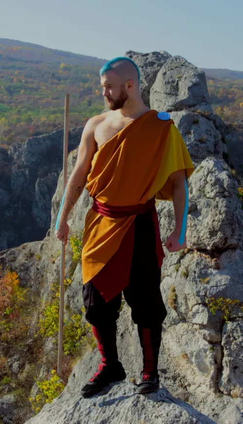 My Avatar Aang costume, 1st time i did a serious job for Halloween by Nude-Druid