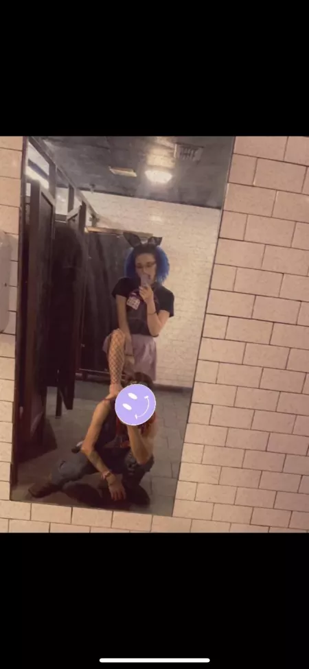 My baby and I at a show. Thought it could get some love here. 💜🥰🖤💅✨ by Powerful_Ocelot_9702