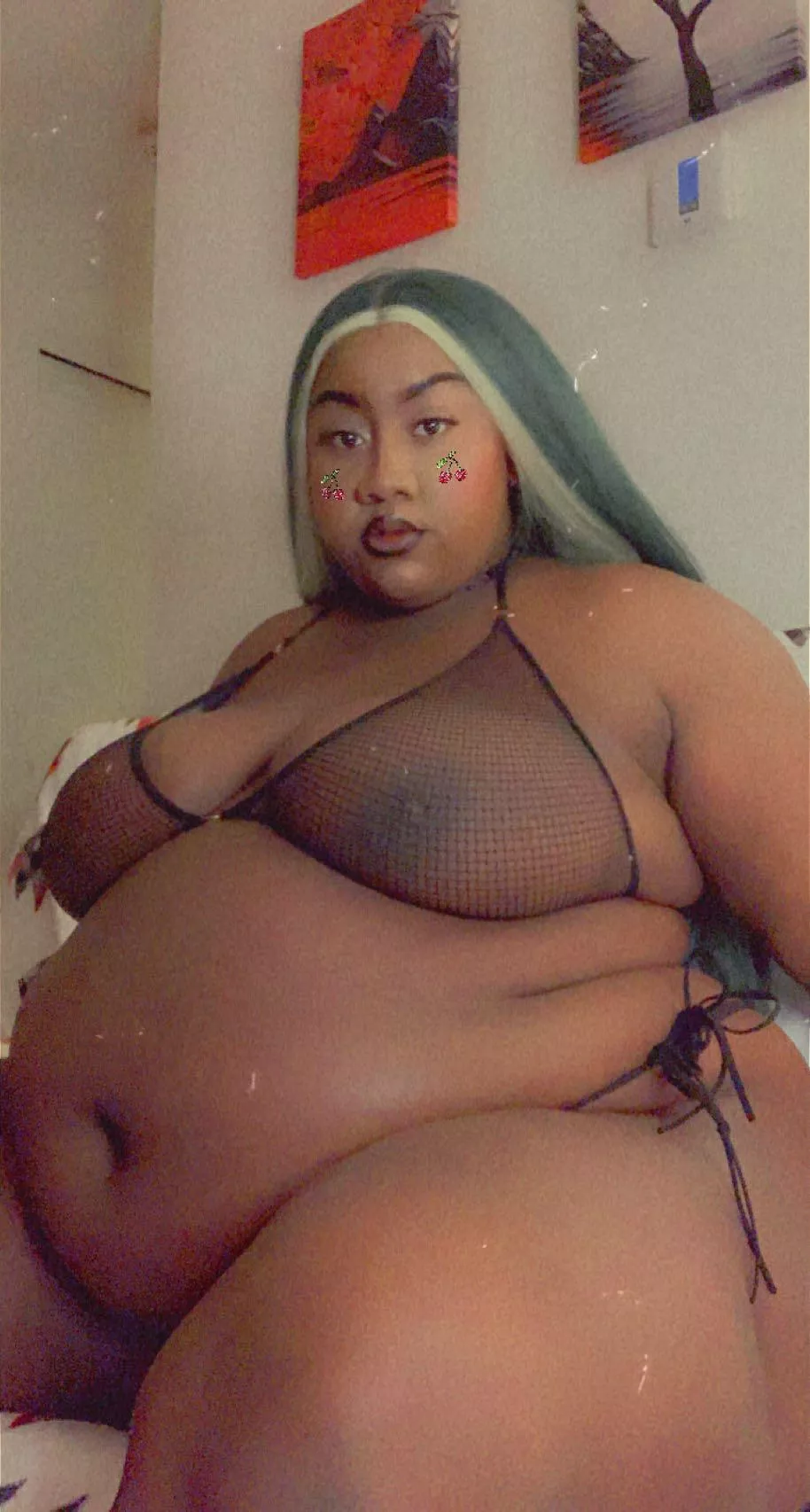 My belly after a 2L coke and mentos…was hard to take this pic😅 posted by PhatAssPhoebe