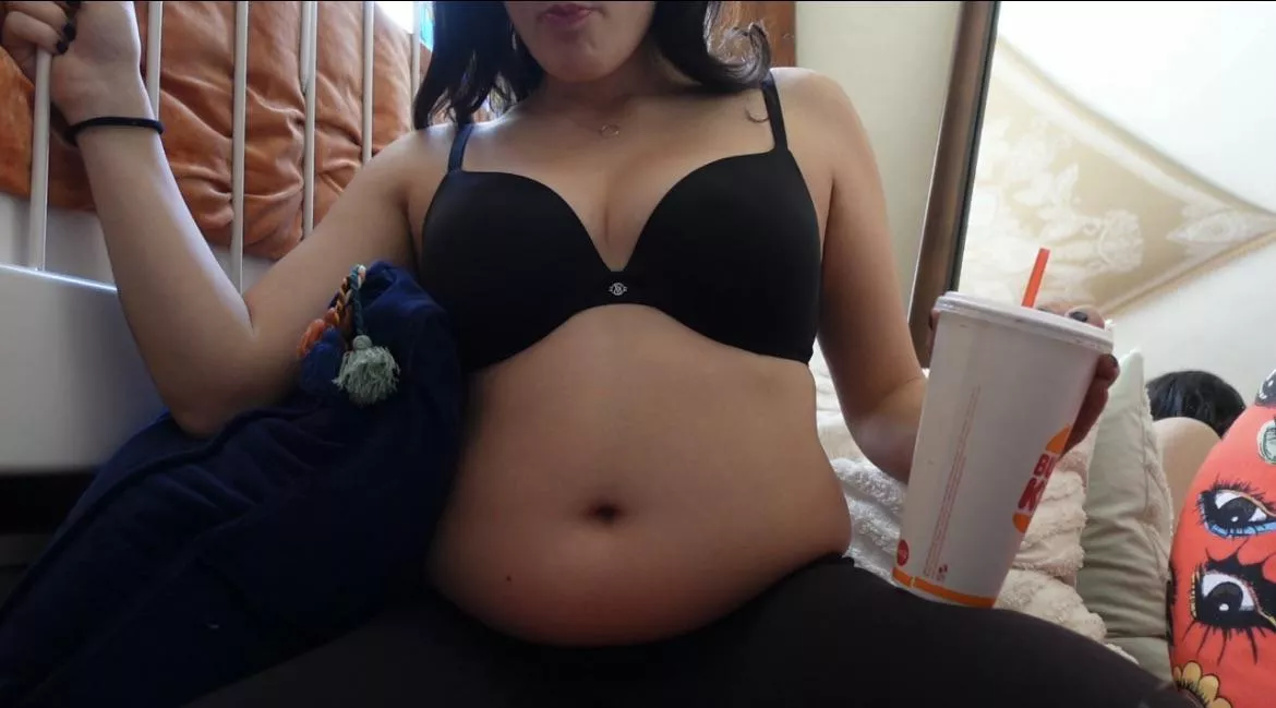 my belly's about to pop💥 posted by SofiaGains