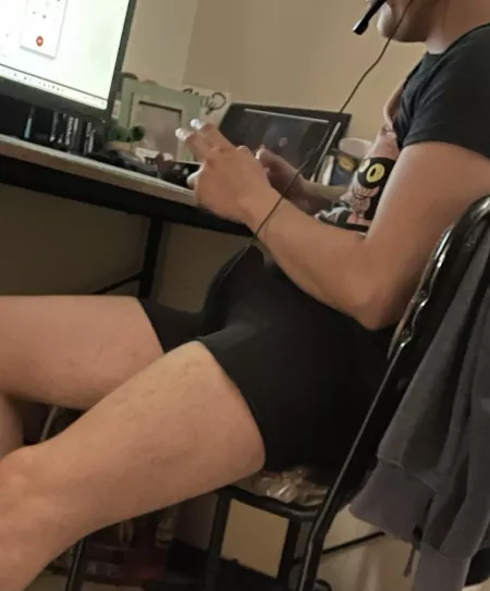 My bf was looking at pics and videos of other girls and then I saw him touching himself, he got so hard watching other girls bouncing their boobs and twerking on tik tok. I was so turned on. by TheArtSnobX