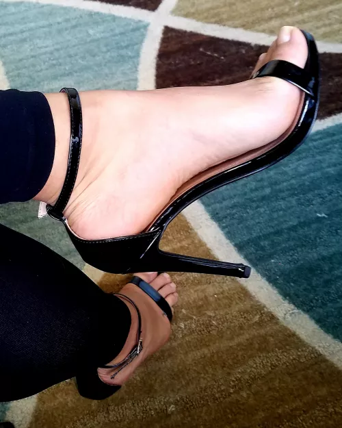 My big feet 11.5 by allyfavwell92