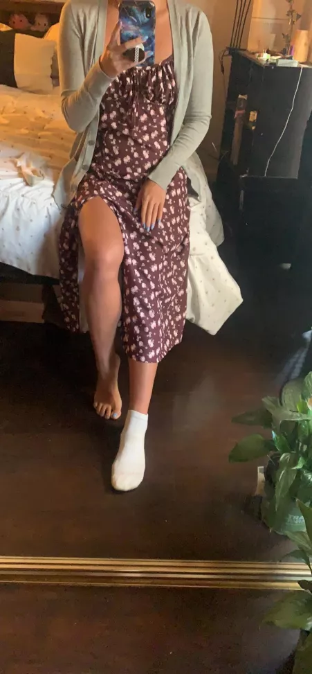 My birthday is coming soon 🧦 Wanna smell a Libra’s sock? 😏 by librabutterfly