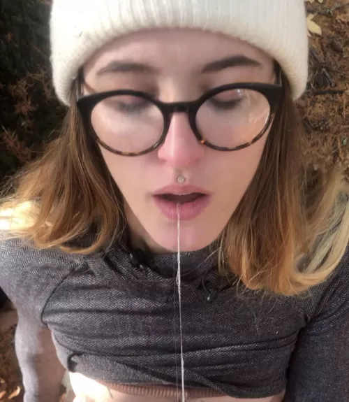 My blowjobs are always a wet mess 🤤 by rosemarynips