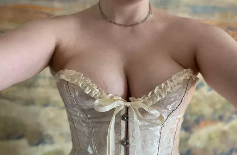 My boobs with pretty princess vibes :D by littlemiddlemissy