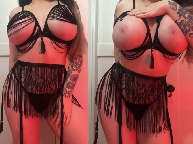 My boosb are jsut spilling out of my bra by shoemakervolcano