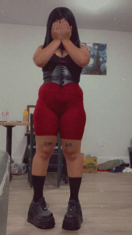 My boyfriend wants to see me fuck a hung bull 😍 Who else wants to watch? 🤔❤️ by stonednbratty