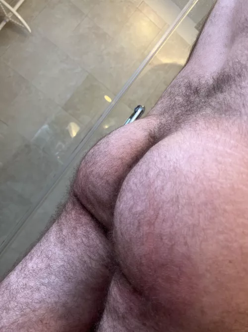 My bubble butt by LikeToHaveFun0205