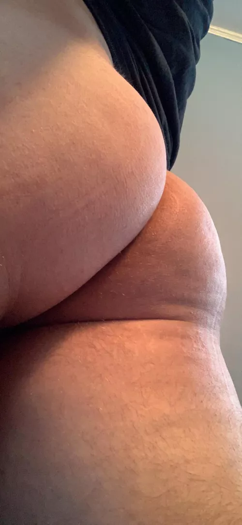 My buns are cold, can you warm them up? by Just_Crusin_Butt