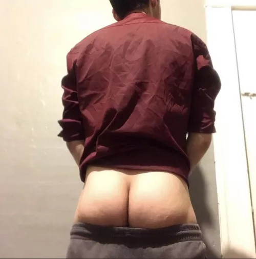 My butt by hairyangelo