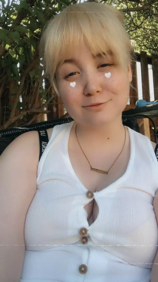 My buttons could barely hold them together ✨💗 posted by MayaMoonchildUwU