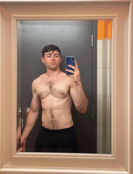 My chest hair grows in an X shape 😅 by oddishtt