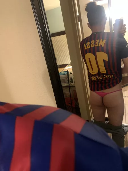 My cute lil bum by joshhollow