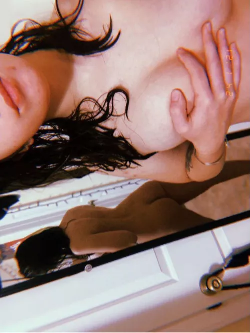 My cute little butt with a bonus by thedirtydovahkiin