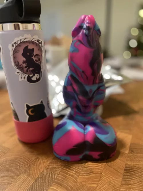 My cyber Monday drop arrived. It is beautiful but Dexter in M/M feels very ambitious 😅😂 by Purplefoxlady