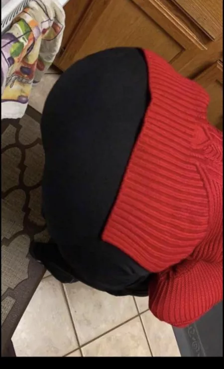 My dads friends touch my moms butt a lot by Bad-lil-cuck