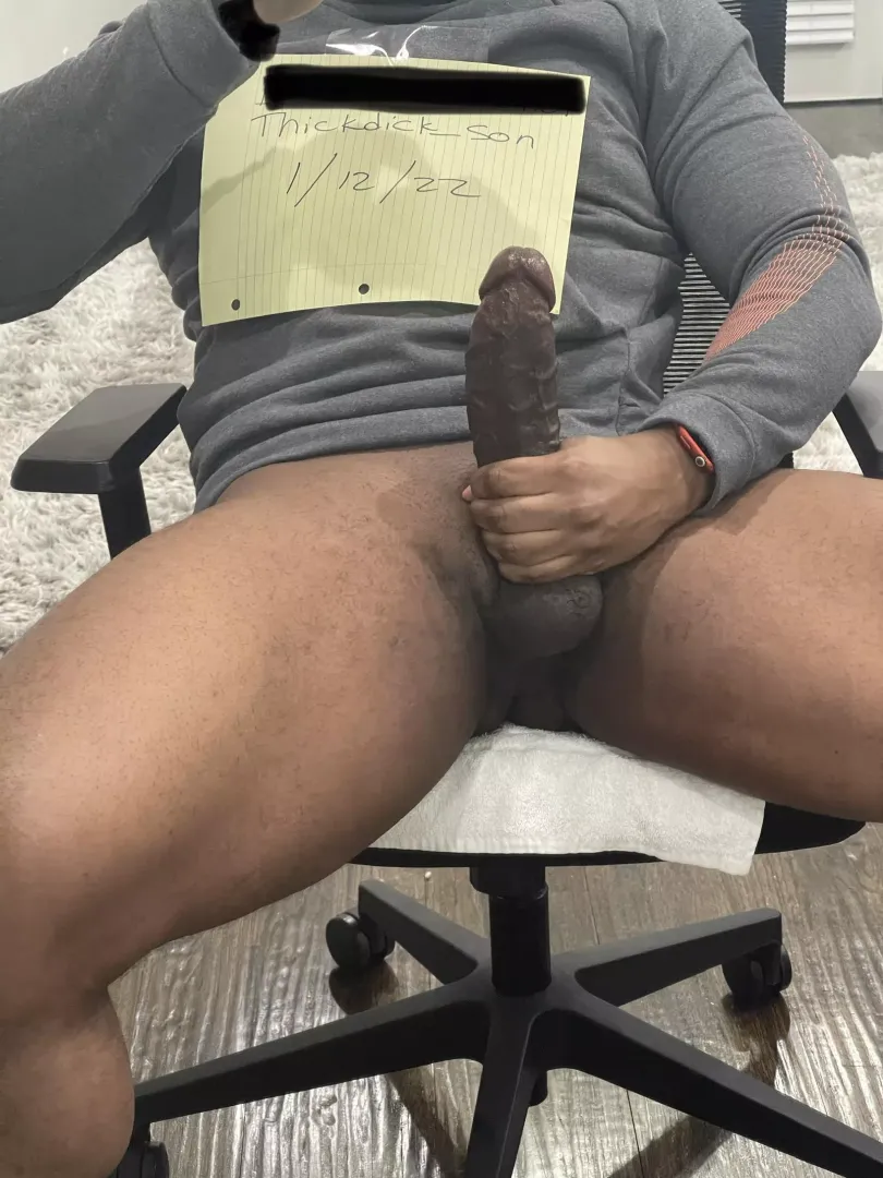 My dick looks Soooo good I had to share. BBC BULL. Women and couples only!! posted by Thickdick_son